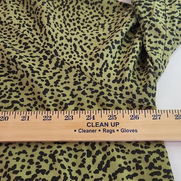 H&M Green Black Oversized Leopard Print Dress. Size 12 - Picture 8 of 9